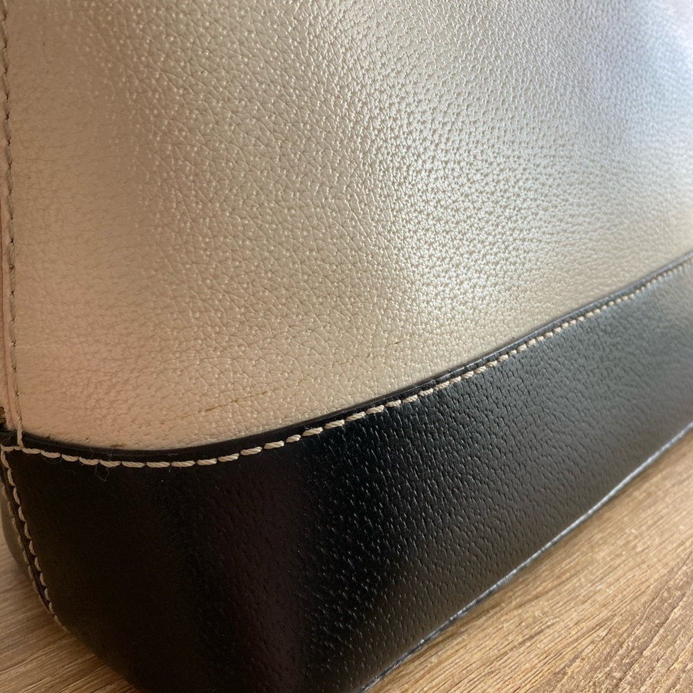 Kate Spade off white and black shoulder purse - Picture 7 of 9